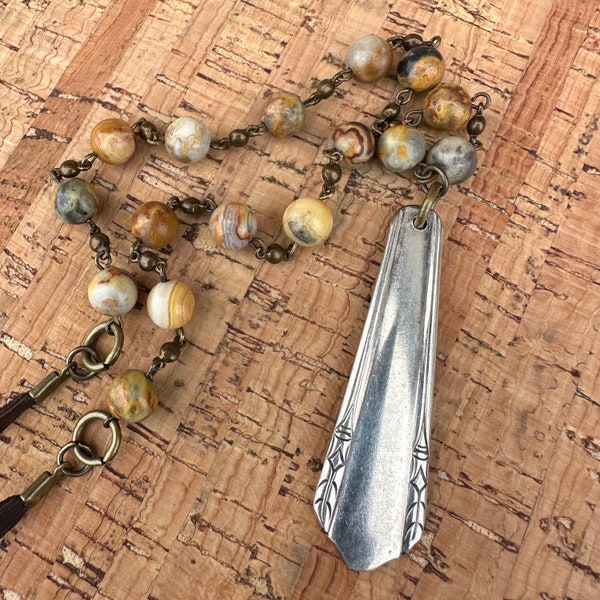 Spoon Handle Necklace – "Havisham" – Crazy Lace Agate & Chocolate Leather – Malibu (1934)