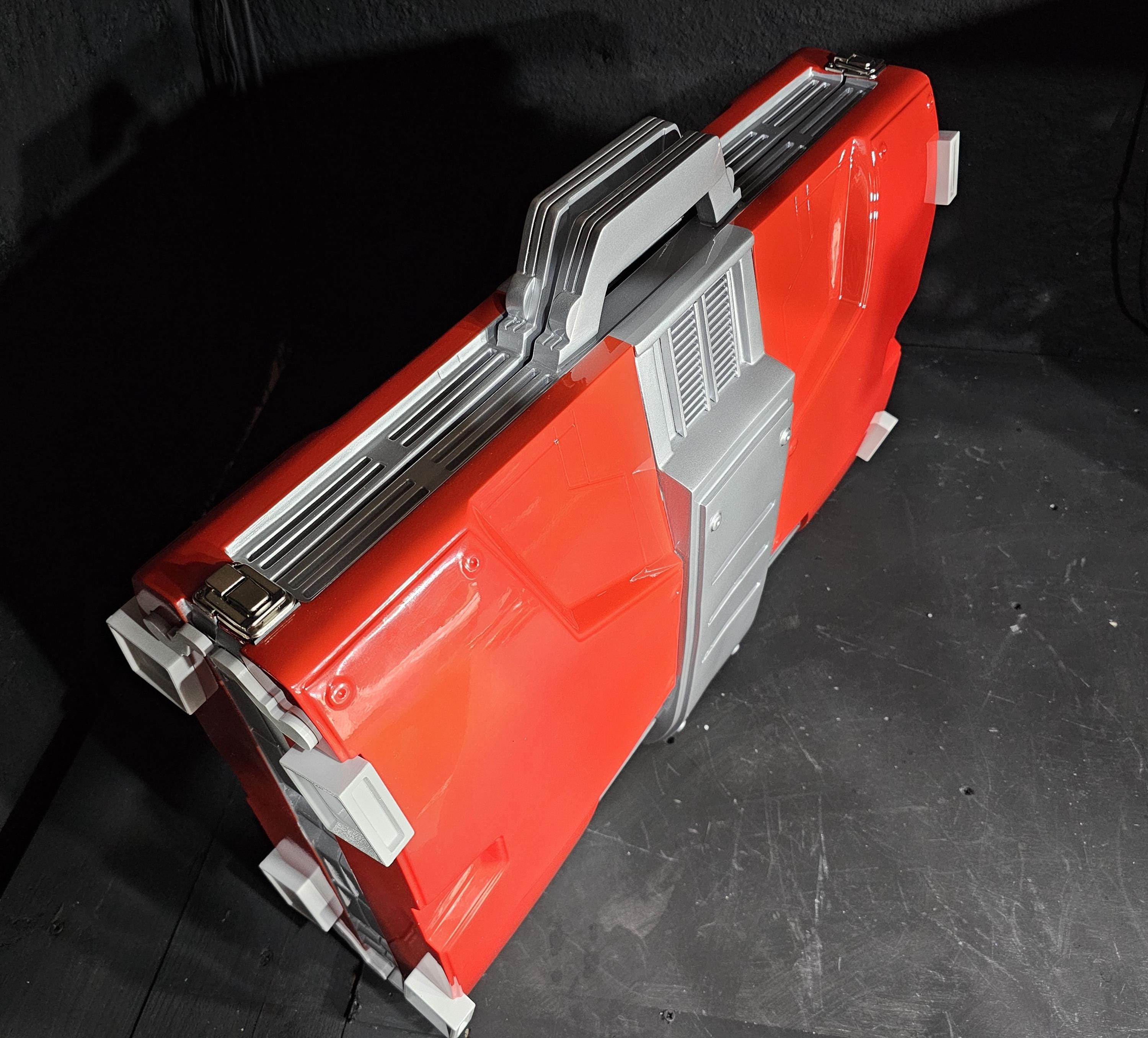 アイアンマンMk5スーツケース フルサイズプロップ 開閉可能 - Etsy 日本