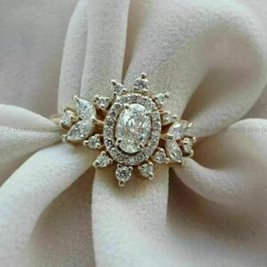 Vintage Art Deco Style Oval Cut Moissanite Engagement Ring, Women&#39;s Halo Ring, 925 Sterling Silver, Anniversary Ring For Her