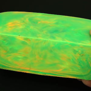 Oparex Opal 517g OLP356 Neon Green Imitation Opal Rough with Aurora / Nebula Pattern for wood ring and pendant (Made by Kyocera)