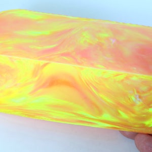 Oparex Opal 501g OLP328 Yellow Moon Imitation Opal Rough Block Stone with Aurora / Nebula Pattern for wood carving pendant