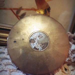 Yardley vintage octagonal gold compact, vintage portrait powder compact, collectable Yardley, vintage makeup, vintage cosmetics, vint gift