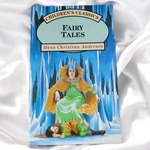 Childrens Classics Fairy Tales Hans Christian Andersen Classic Children&#39;s Book Birthday Gift, Traditional Toy, Antique 1993 Kids Book Gift