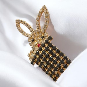 Vintage Butler & Wilson Brooch Magician Gift Rabbit In Top Hat Brooch Pin RARE Crystal Rabbit Brooch, Rabbit Gift For Her, Retro Signed Pin