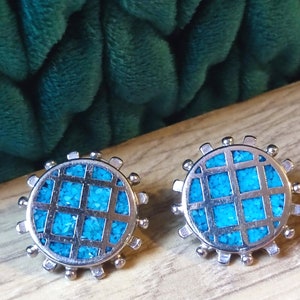 Vintage Trifari-oorbellen, grote oorbellen van turkoois glas, cadeau voor haar, gesigneerde Trifari-stekers knop retro oorbellen, vintage sieraden
