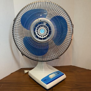 Vintage Transparent Blue Blade Oscillating Fan 12” KS-D1158