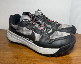 Chaussures de course sur sentier Nike ACG Lowcate SE Noir/Rose/Gris Homme 13 DR1030-001