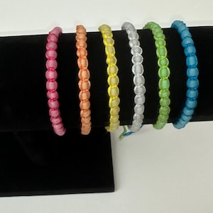 Glow In The Dark colorful Bracelets (singles)