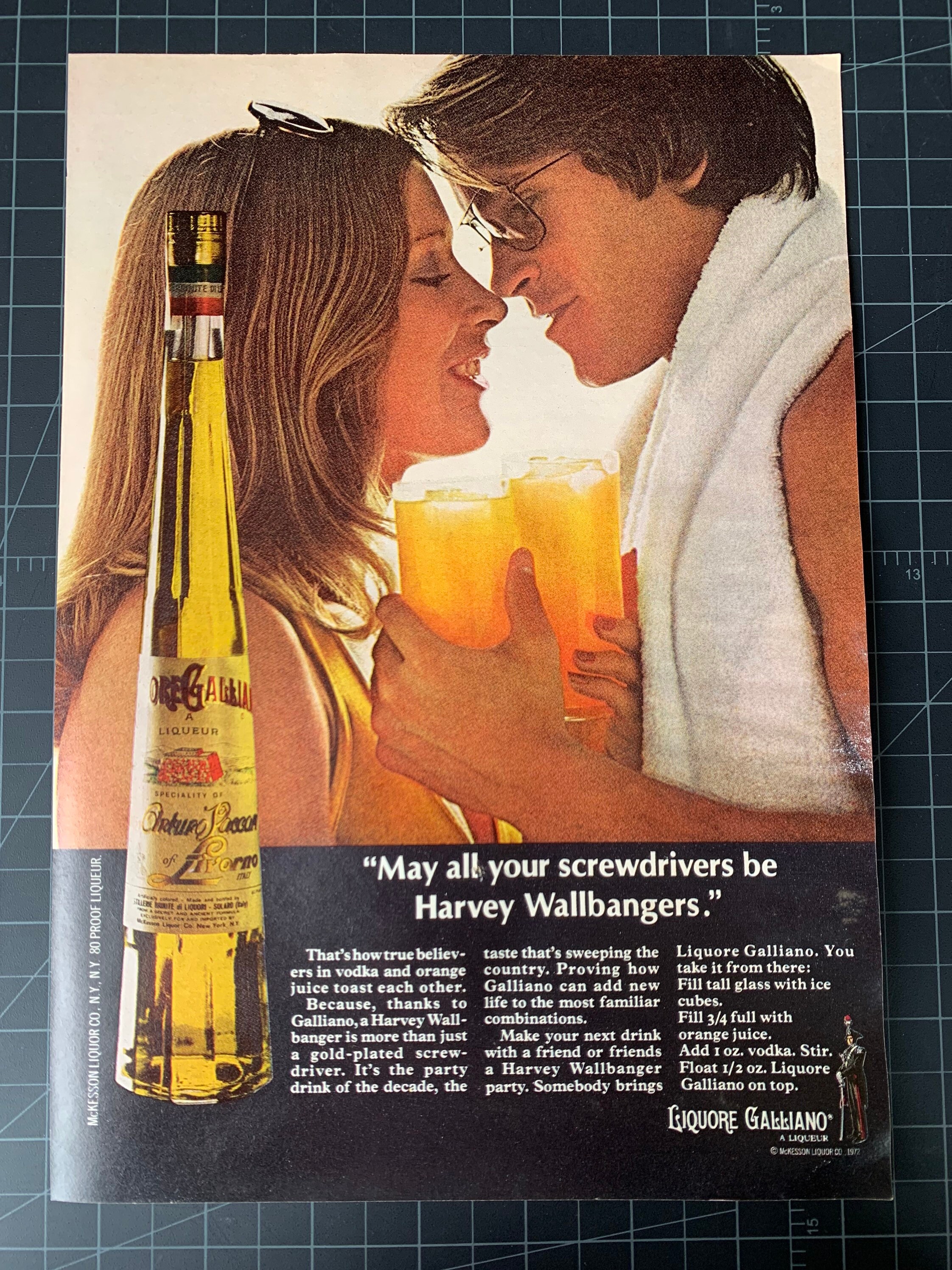 Пару постеров старой рекламы алкоголя. Ликер Гальяно Пару постеров старой рекламы алкоголя. Ликер Гальяно История,Алкоголь,Ликеры,Реклама