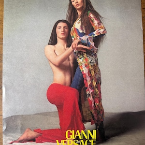 【ファッション】1993年 GIANNI VERSACE 写真集 ヴィンテージ GIANNI VERSACE catalog 25 women's collection Fall Winter