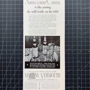 Vintage 1933 Martini & Rossi Vermouth Print advertisement