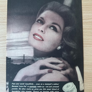 Pubblicità stampata dei cosmetici Revlon del 1945