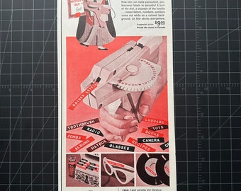 Annonce imprimée pour étiqueteuse dymo vintage des années 1960