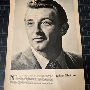 Vintage 1940s robert mitchum portraitvintage