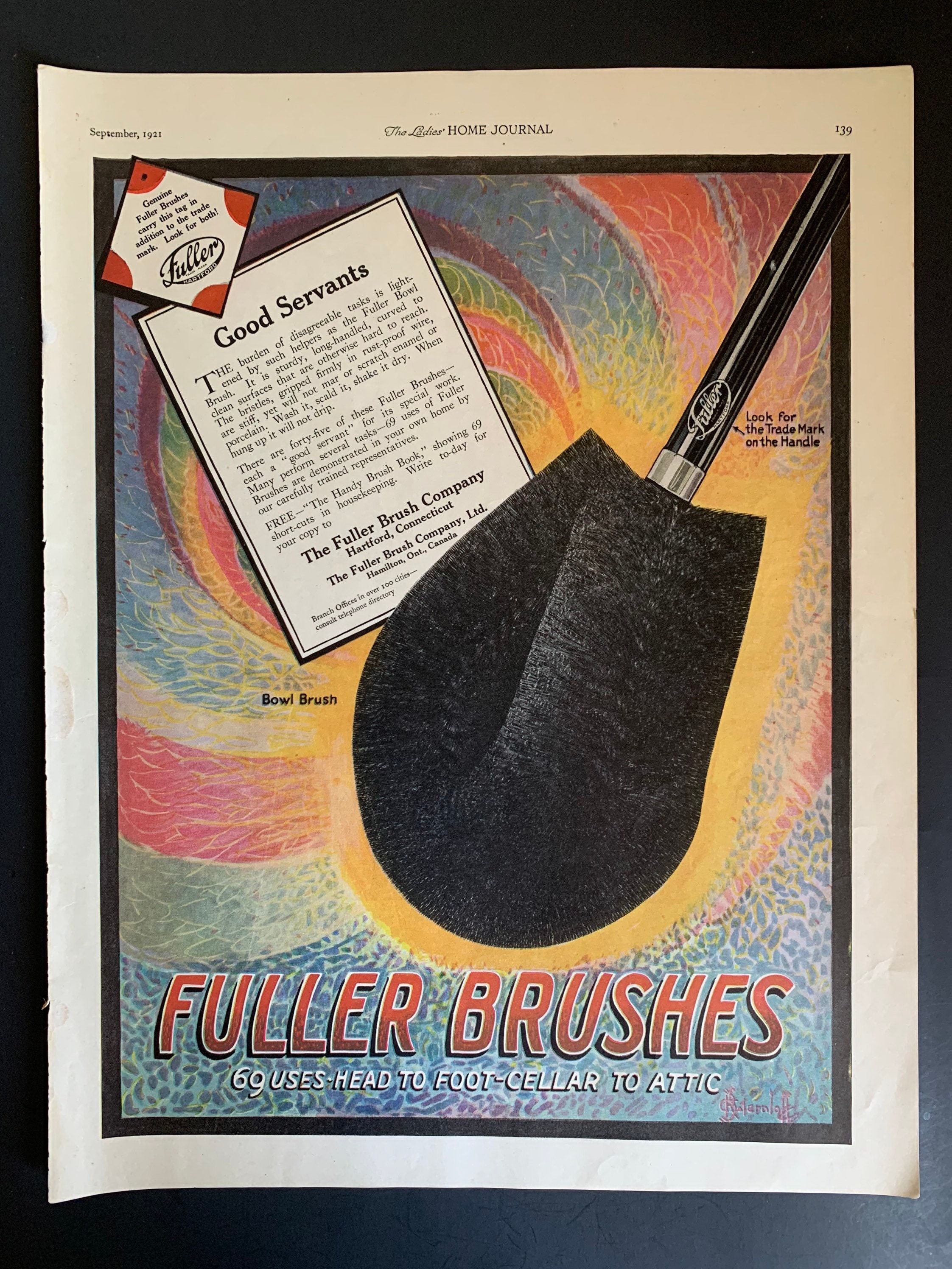 The Brushman, 8 Counter Brush w/Black Tampico Fill