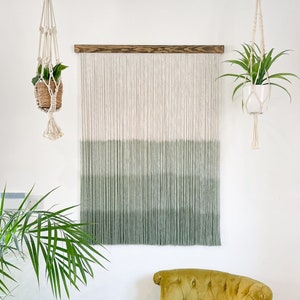 Tapiz de tinte por inmersión, arte de pared Ombre, tinte por inmersión de Macrame, decoración con tinte por inmersión, colgante de pared con tinte por inmersión, colgante de pared verde, decoración verde, colgante de pared Boho imagen 1