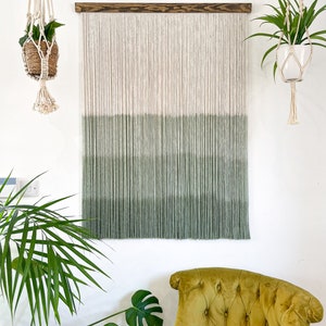 Tapiz de tinte por inmersión, arte de pared Ombre, tinte por inmersión de Macrame, decoración con tinte por inmersión, colgante de pared con tinte por inmersión, colgante de pared verde, decoración verde, colgante de pared Boho imagen 5