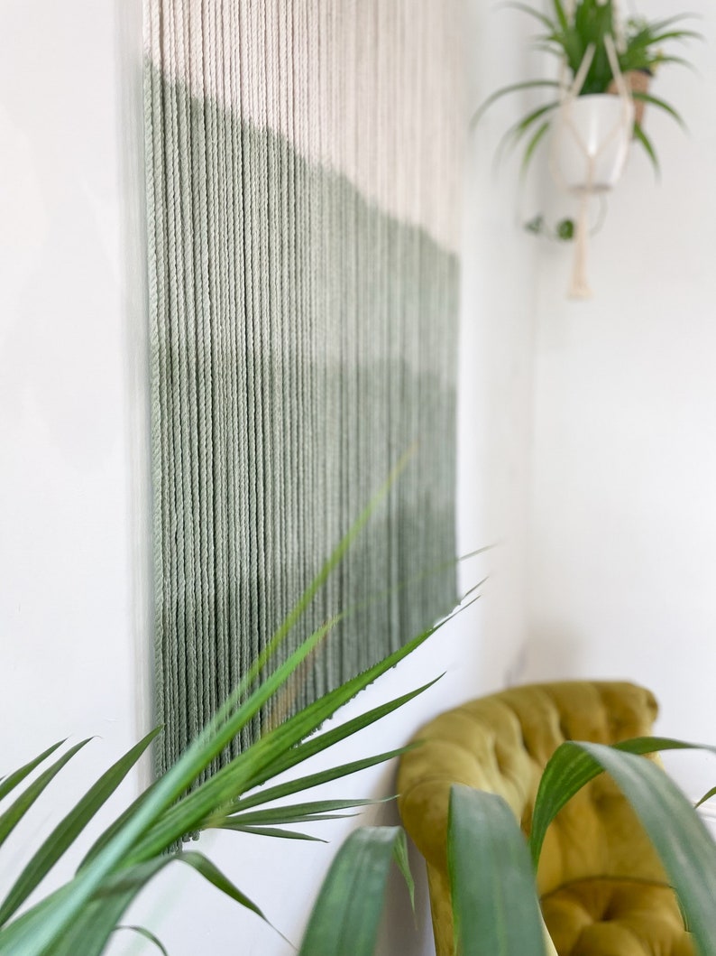 Arazzo con tintura a immersione, arte da parete Ombre, tintura a immersione Macrame, arredamento con tintura a immersione, appeso a parete con tintura a immersione, appeso a parete verde, arredamento verde, appeso a parete Boho immagine 2