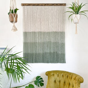 Dip dye tapestry, Ombre wall art, Macrame dip dye, Dip dye decor, Dip dye wall hanging, Green wall hanging, Green Décor, Boho wall hanging image 3
