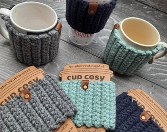 Couvre tasse ou cosy cup, crocheté