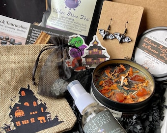 Spooky Mystery Box, Halloween Lovers Gift Set, Fall Season Candle, Autumn Box, Spooky Season, Black Crystal, Horror, Witchy, Pumpkin, Unique