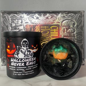 Halloween Never Ends Soy Wax Crystal Candle, Michael Myers, Horror Movie Lover, Horror Decor, Halloween Art, Spooky Season, Gothic, Nontoxic