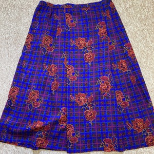 Envelope clearance skirt emoji