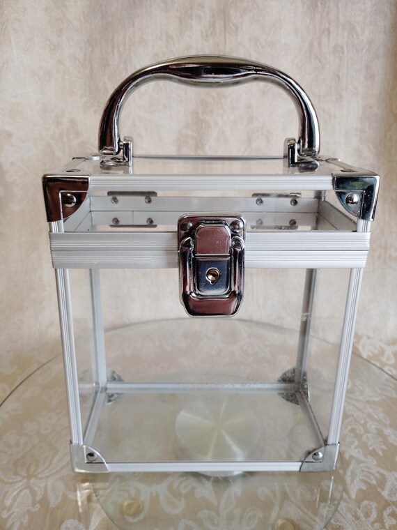 Clear Acrylic And Aluminum Cosmetics Case