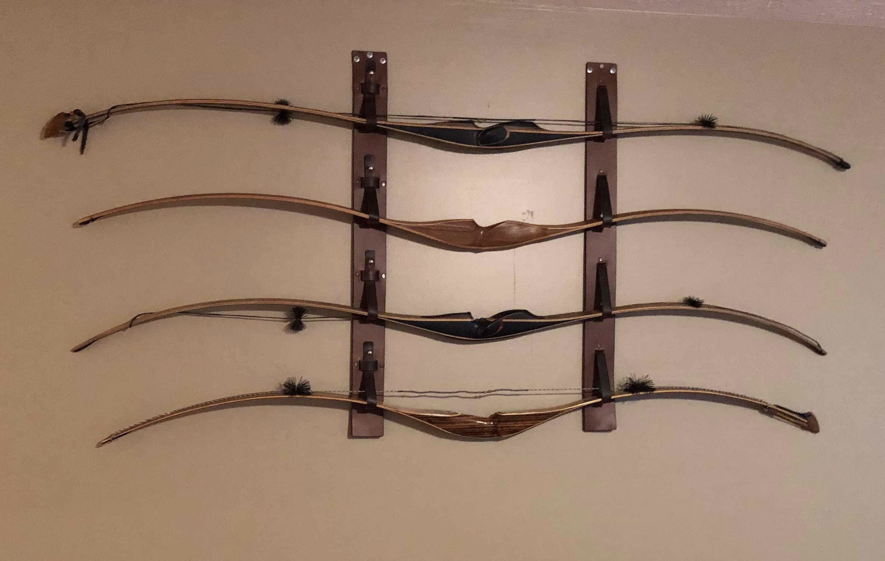 Ana Archery Bow Wall Mount Rack Recurve Bow Garage Storage Hanger Holder
