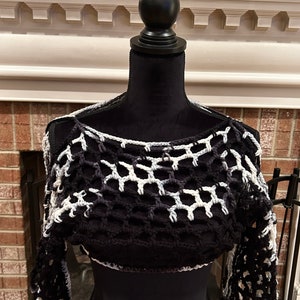 Reversible overhead shrug-Woman&#39;s Crop Top-Crochet Sweater-Crochet crop top-black and white sweater- sweater weather