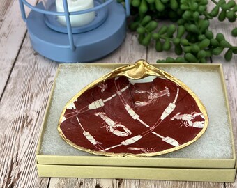 Large Clam Shell Ring Dish with Lobsters