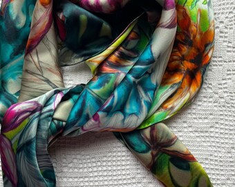 Foulard en soie au design unique Tropiques