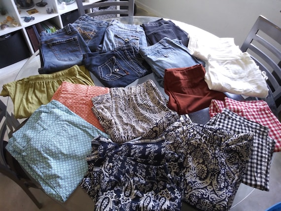 HUGE Mixed Lot of Women's Clothes