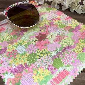 Flower Field Bear Microfiber Cloth | Bear Cleaning Cloth | Flower Glasses Cleaning Cloth | Cute Microfiber Cloth