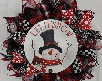 Let it snow wreath, Christmas wreath, Snowman wreath, Red Black White Christmas Wreath, Christmas decor, Snowman wreath for front door,snow