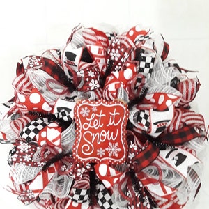 Let it snow wreath, Christmas wreath, Snowman wreath, Red Black White Christmas Wreath, Christmas decor, Snowman wreath for front door,snow