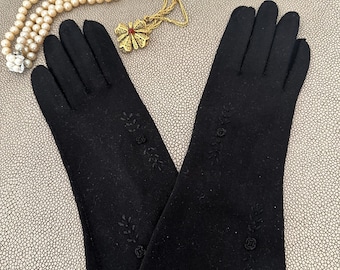 Vintage Black Fabric Gloves: Embroidered Rosettes, Size 6.5, 1950s-60s