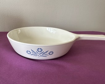 Corningware White Dish P83-B Skillet Dish/ Pan Blue Cornflower Design Excellent Condition