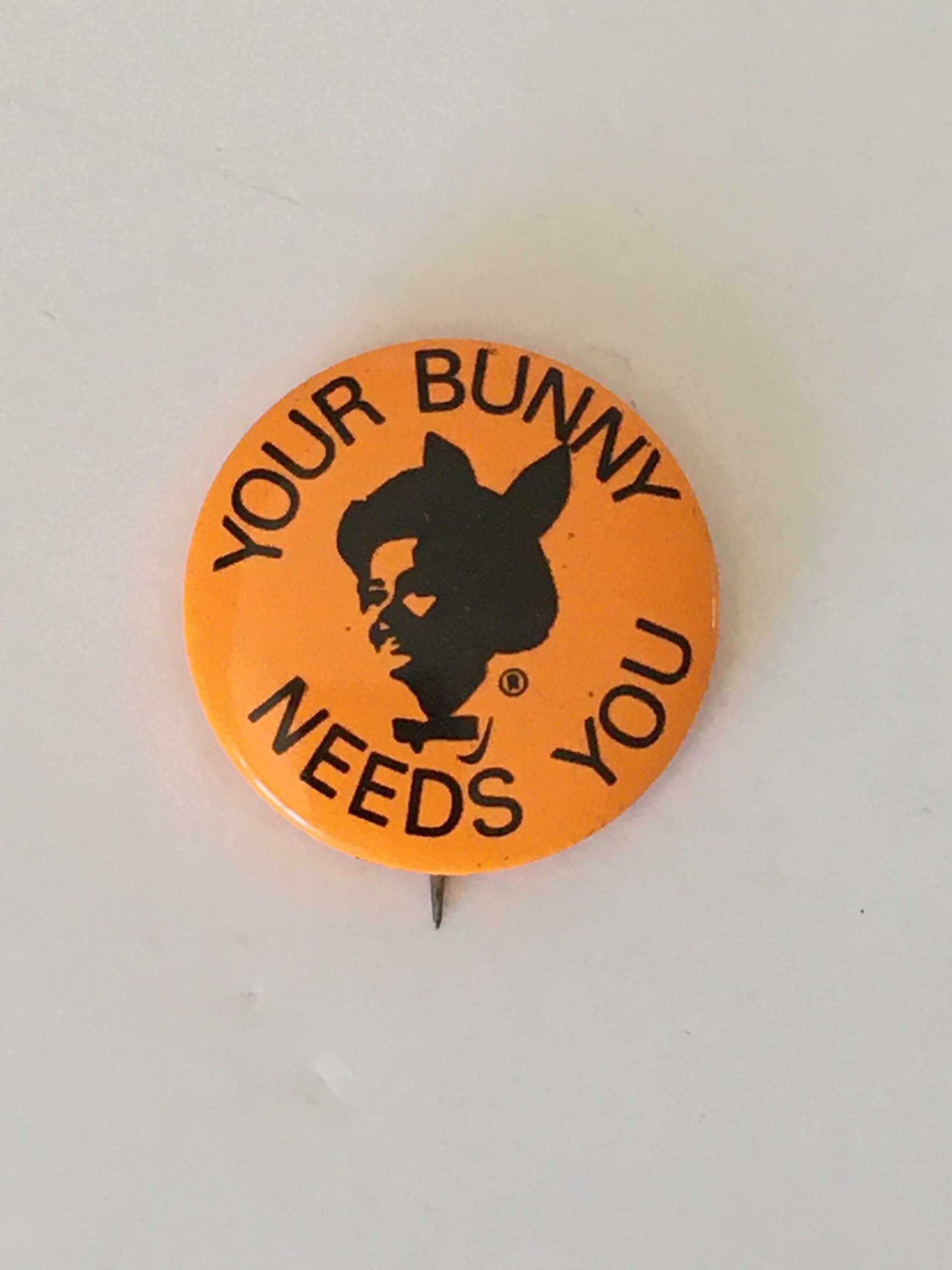 Vintage Red PLAYBOY Loves You Bunny Logo Unused Pin Button Pinback 