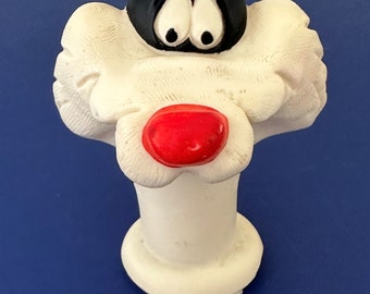 Vintage 1960s Sylvester the Cat Rubber Puppet Head: Looney Tunes Collector