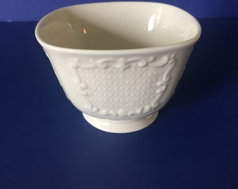Vintage Lenox Canterbury Ivory Bowl: No Trim, Nut/Candy Dish