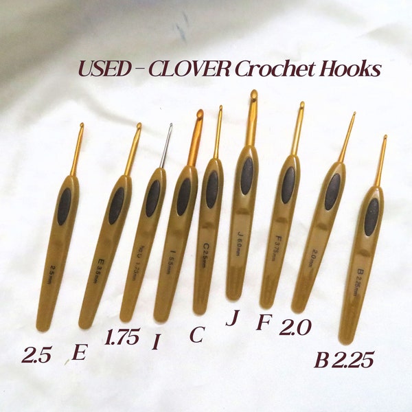 SOFT TOUCH Clover Crochet hooks - Used - Different Sizes Available