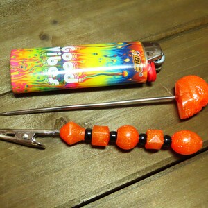 Skull Toker Poker Set with Gift Card Holder - Orange Glitter and Black