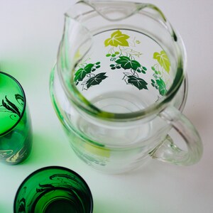 Vintage Green Glass Drink Pitcher/ Serveware/ Barware/ Drinkware