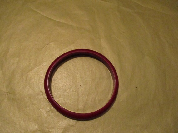 Vintage circa 1940s Trio of Bakelite Bangles - image 7