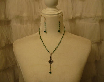 Vintage Edwardian inspired Emerald Green Necklace and Earrings Set