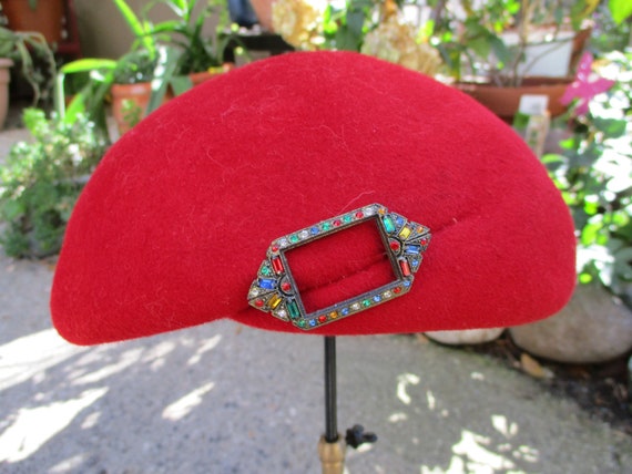 1940's Red Felt Beret Style Hat