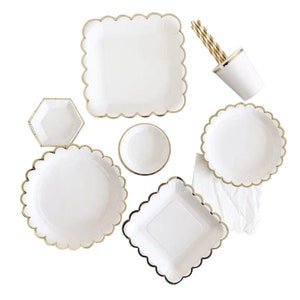 Stoviglie per feste in oro bianco Piatti di carta usa e getta Tazze Tovaglioli Posate Onda solida Quadrato Forniture per feste di compleanno Set di decorazioni per stoviglie