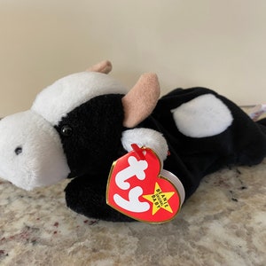 DAISY the Cow - TY Inc Beanie Babies Collection