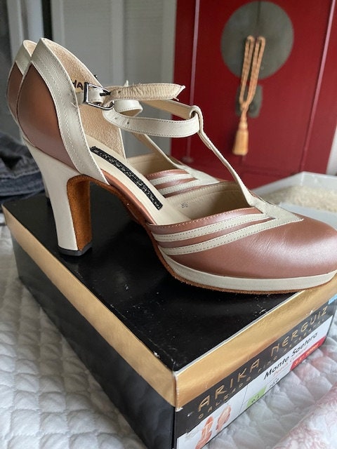 Arika nerguiz deals shoes